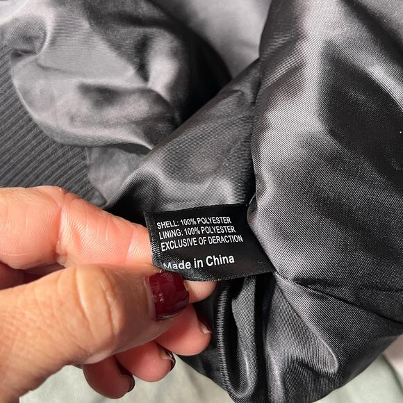 Lane Bryant Women’s Black Faux-Fur Hooded Bomber Jacket Size 18/20 NWT - Picture 6 of 9